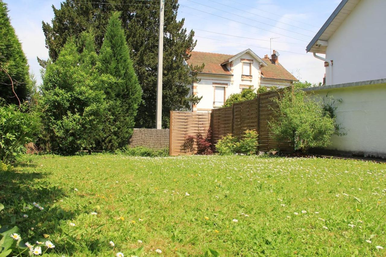 Charmante Maison Bourguignonne Avec Grand Jardin Et Parking Montbard Zewnętrze zdjęcie